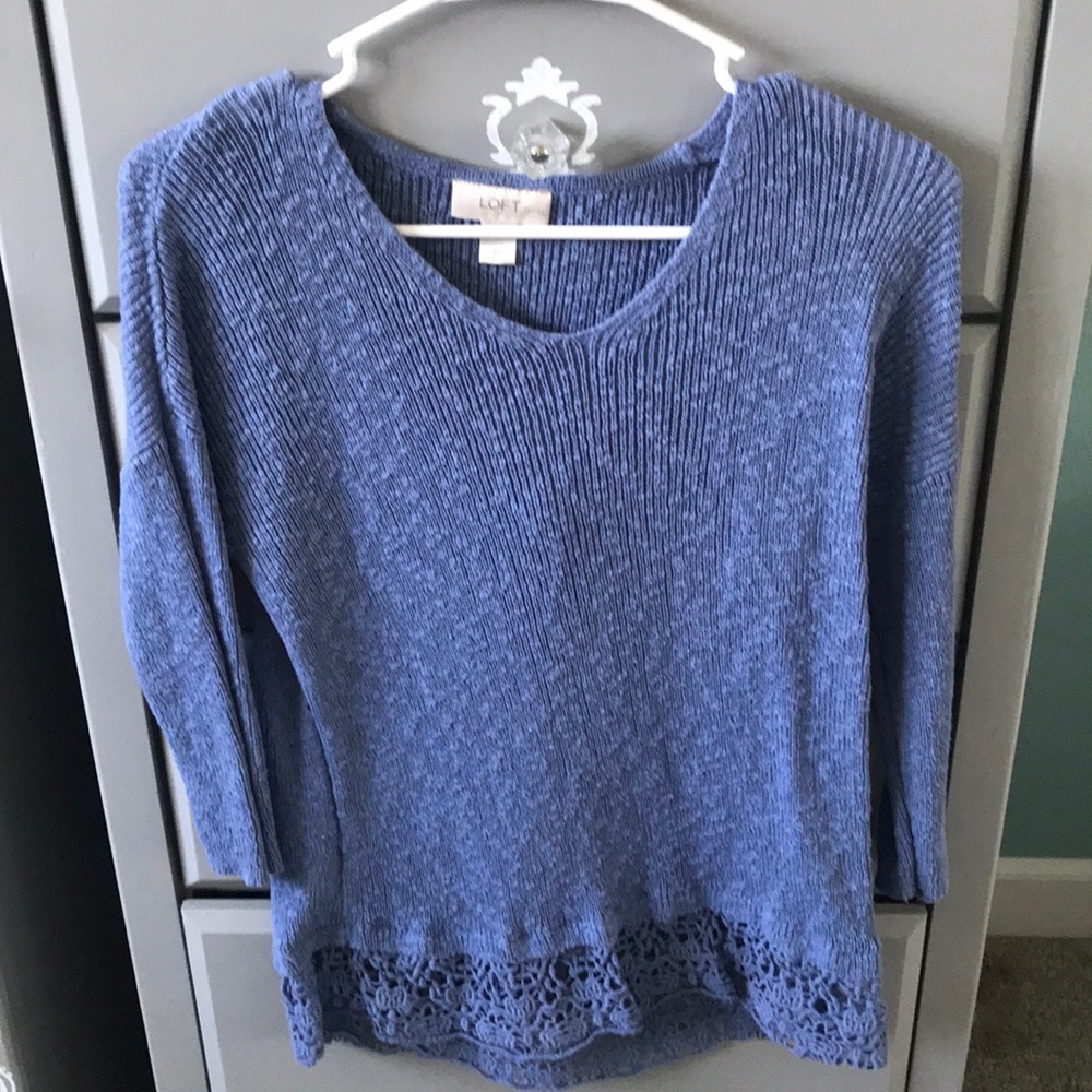 Loft blue 3/4 sleeve sweater